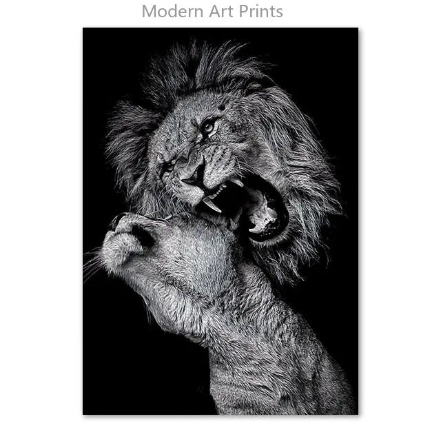 Black & White Lion Canvas Painting | Modern Animal Wall Art Mural Print