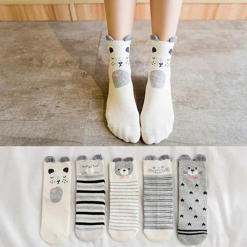 5 Pairs Women's Cat Socks - Cute Animal Cartoon Cotton Art